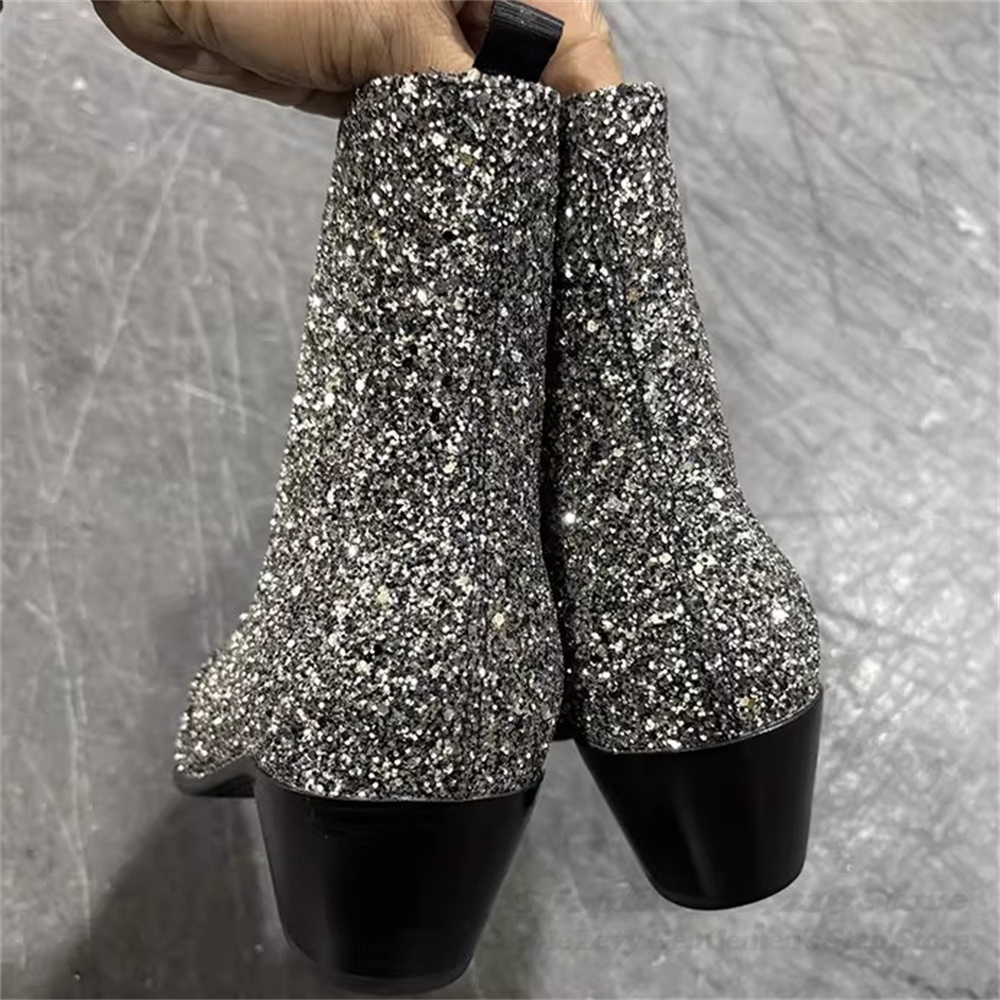 حذاء رجالي فضي لامع بمقدمة مدب - مراجعة Chelsea Boots Men وسعره