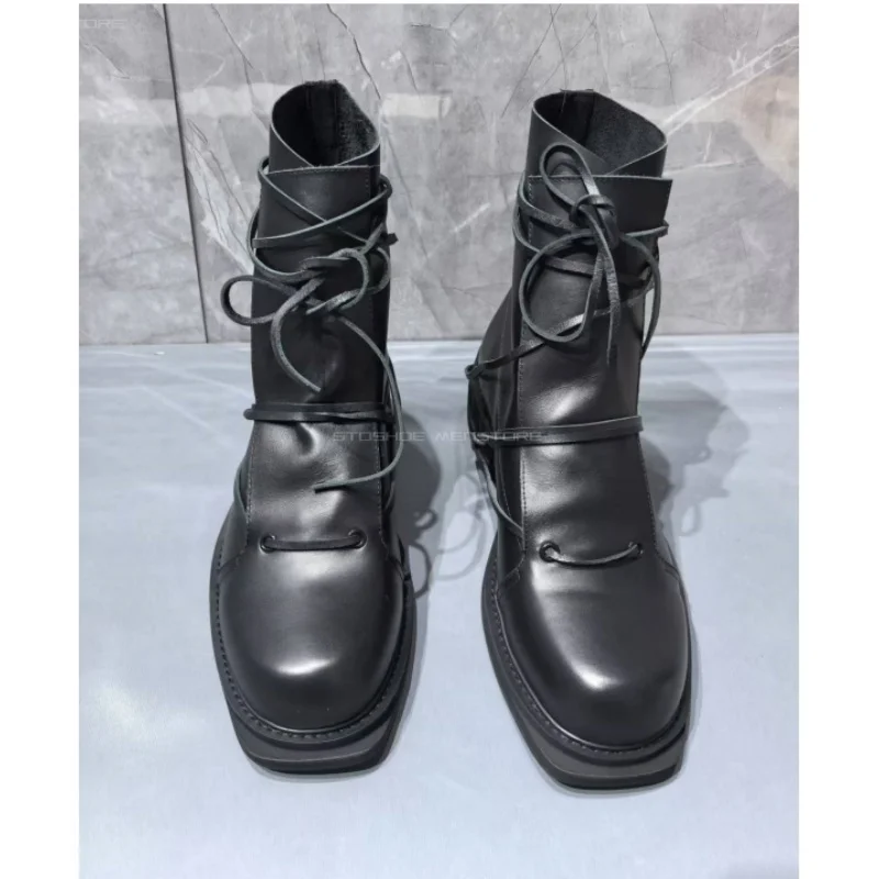 جلد طبيعي أسود ساحة تو أحذية ب - مراجعة Chelsea Boots Men وسعره