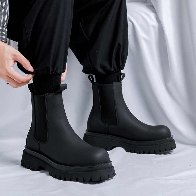 2026 بوتات رجالية سوداء عالية  - مراجعة Chelsea Boots Men وسعره
